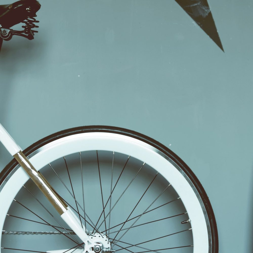 photo-1456964513482-f21a68af77ee