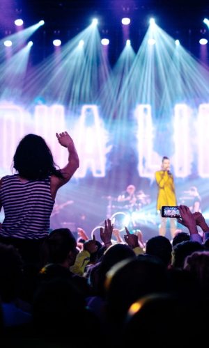 samuel-zeller-103111-unsplash